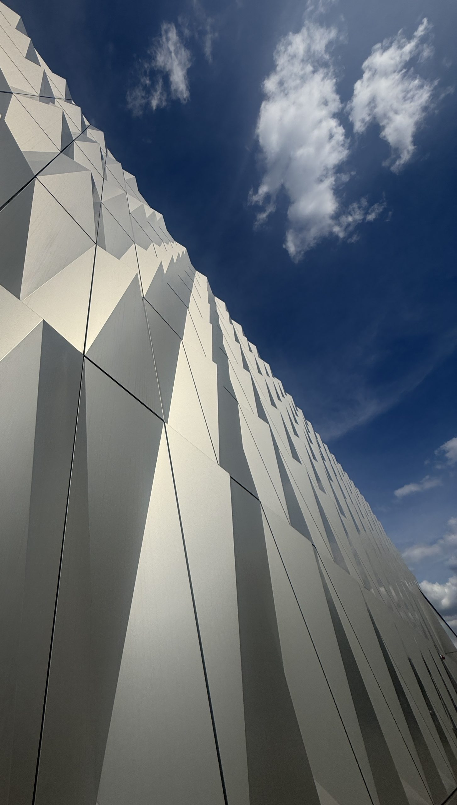 The Solitaire as Abstraction – In Harmony with Nature